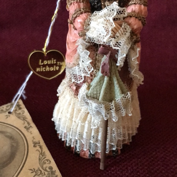 💥SALE 2/$30💥 Vintage Ornament Louis Nichole Victorian Figurine - Picture 4 of 8